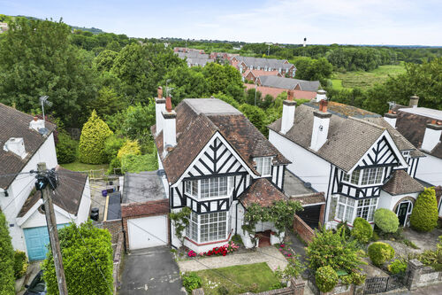 Kings Avenue, Eastbourne