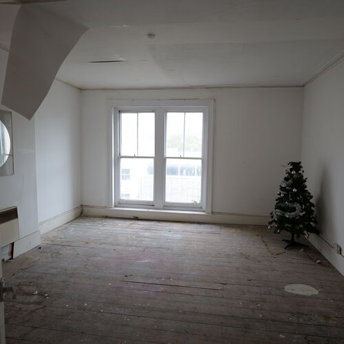 Freehold Town Centre Shop Investment