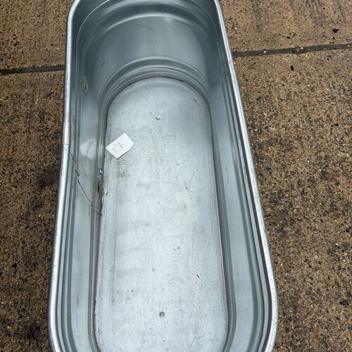 5ft oval stock tank
