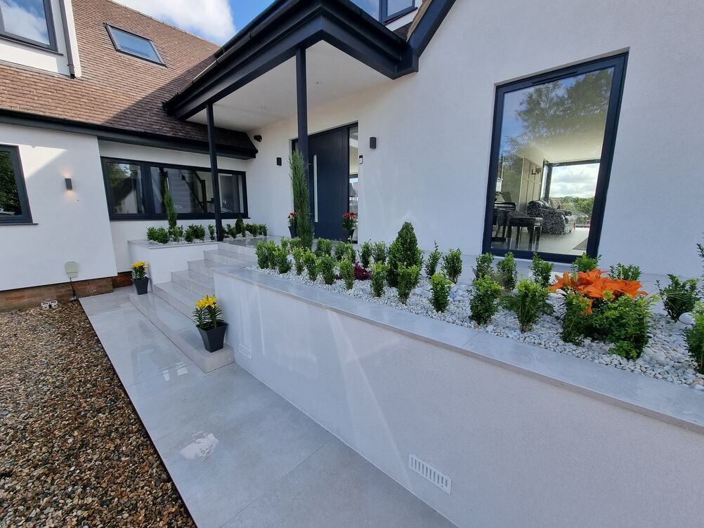 Gallery | Hd Landscaping | Landscape Gardening | Garden Maintenance Leighton Buzzard | Garden Design Bedfordshire