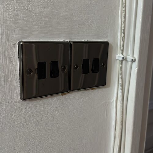Gallery | Innovative Energy Systems Ltd | Emergency electrician Woking | Fuse board/Consumer unit replacement | Electrician Woking