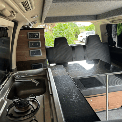 2007 Nissan Elgrand Camper Van 2.5V6 Auto 4 Berth