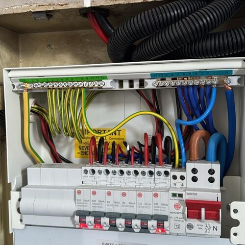 Gallery | Innovative Energy Systems Ltd | Emergency electrician Woking | Fuse board/Consumer unit replacement | Electrician Woking