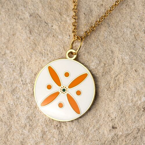 Round Pendant. The Persian Cross. Orange on White with 1 Central Green Stone.