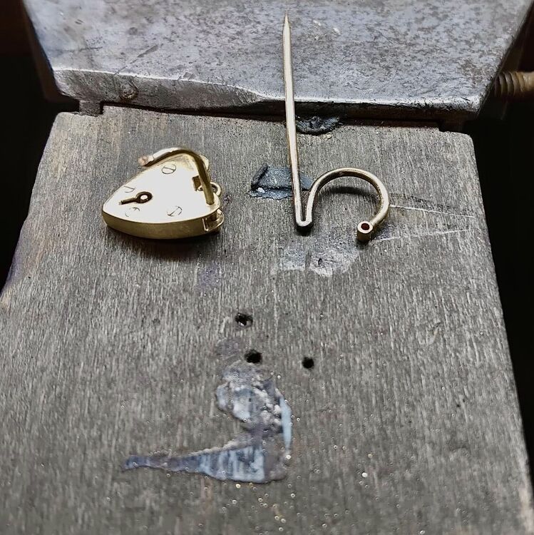 Chain & bracelet repair