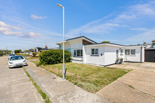The Square, Pevensey Bay