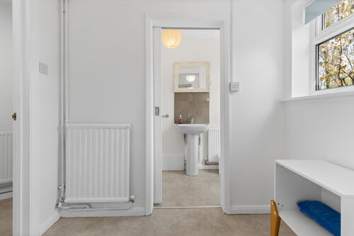 Glen Close, Polegate