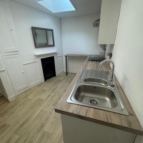 BUCKINGHAM TOWN CENTRE - 1 BEDROOM 