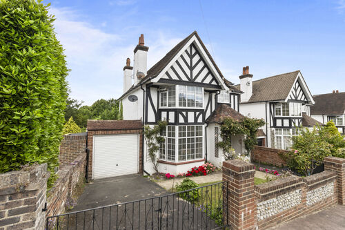 Kings Avenue, Eastbourne