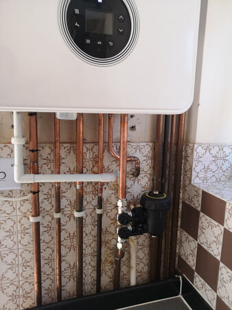 Gallery | Valgas LTD | Boiler installations | Boiler quotes fixed price | Air conditioning installation
