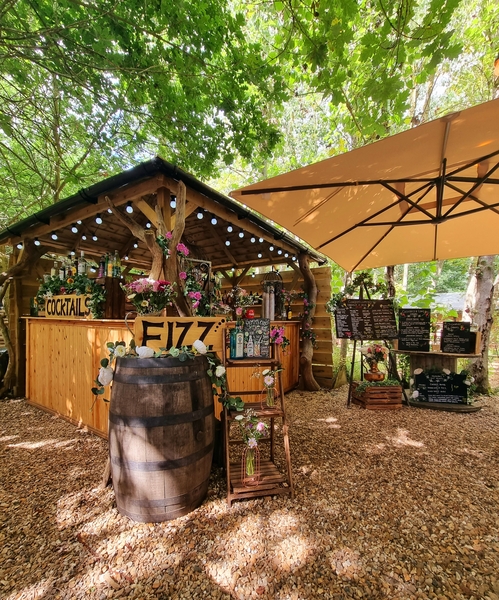 Beautiful woodland wedding setup 😍 🌳🌳