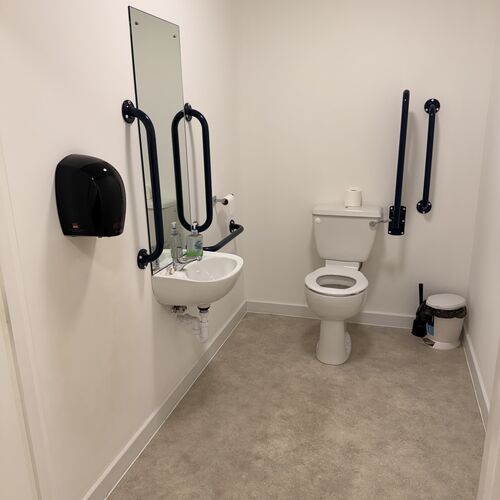 COMMERCIAL - OFFICE SPACE - BLETCHLEY