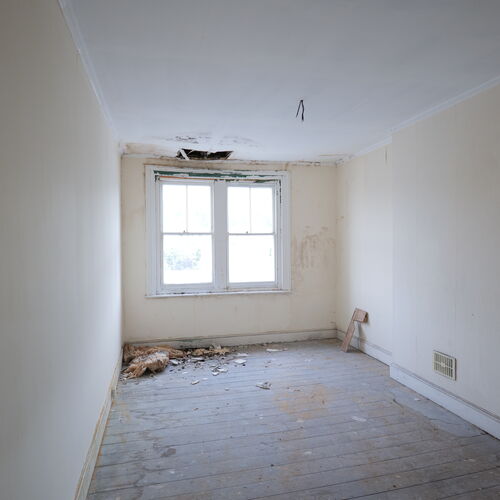 Freehold Town Centre Shop Investment