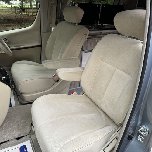 2005 Nissan Elgrand Camper Van 3.5 V6 - Blue - ProConversion - 1 UK Owner 8yrs