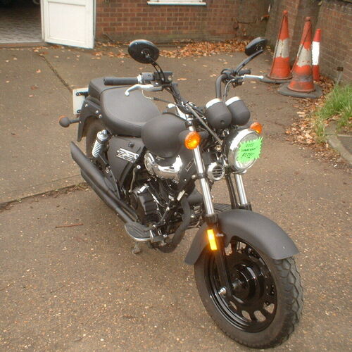 KEEWAY SUPERLIGHT 125