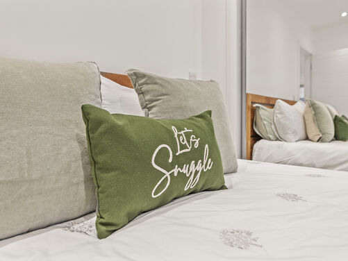 Hawley Road, Falkirk, FK1 1SW