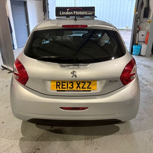 2013 (13) PEUGEOT 208 ACTIVE 1.4 3 DOOR 