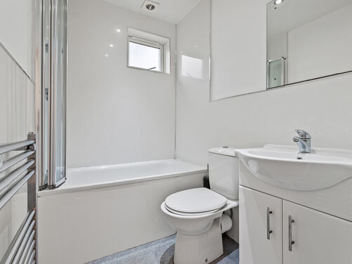 Merchiston Gardens, Falkirk, FK2 7JY