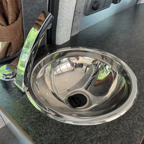 2016 Nissan NV200 TEKNA 1.5 DCi 2 Berth Camper Van Pro Conversion by Hillside Leisure