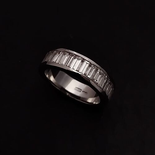 Gallery | Aura Jewellers | Jewellery repairs and alterations, Brownhills | Jewellery specialists, West Midlands Jewellers | Bespoke jewellery, Hand engraving, Valuations