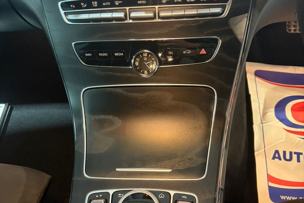 MERCEDES-BENZ C CLASS C200 AMG Line