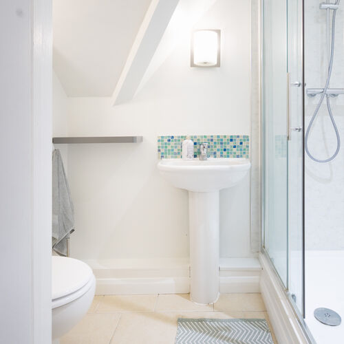 1 Hillside Way, Welwtn AL6 0TY