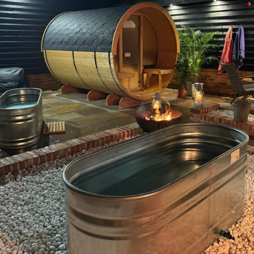 Sauna and ice bath – the perfect combination