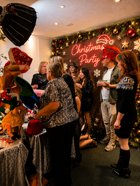 Gallery  | Pic Me! by Sweetalicious | Wedding Photo Booth Hire Hampshire | Corporate Photo Booth Hire Southampton | Luxury Photo Booth Hire Bournemouth