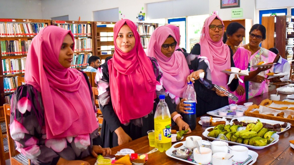 கல்முனை பொது நூலகத்தில் பண்டிகை நிகழ்வு