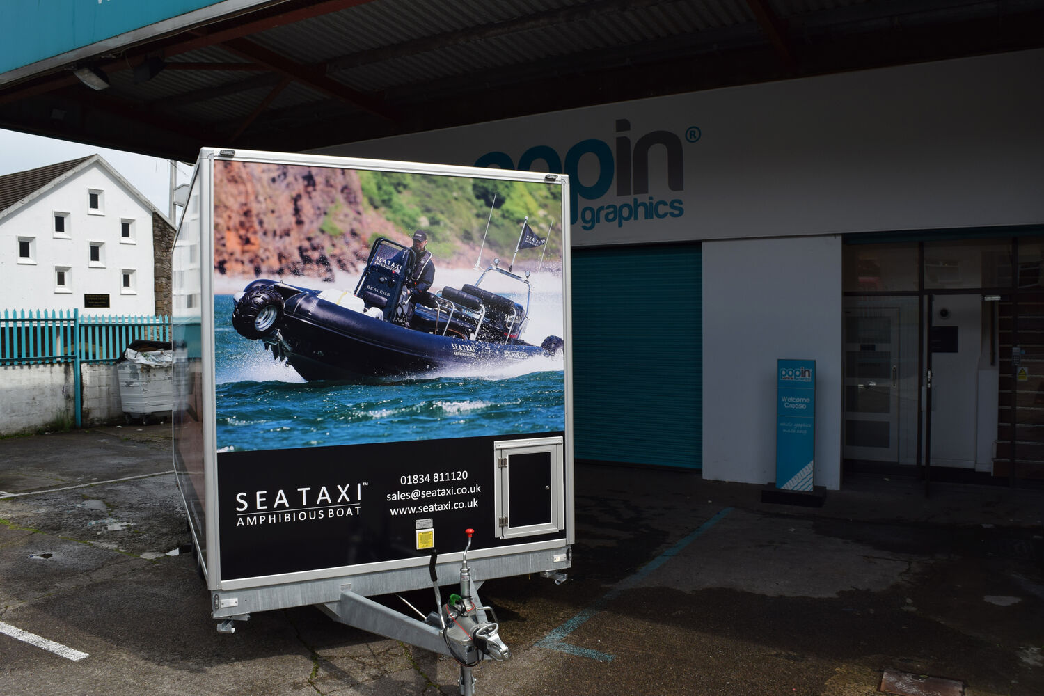 Sea Taxi - Box Trailer
