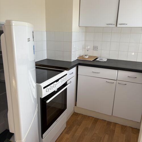 WALNUT TREE, MILTON KEYNES - 1 BEDROOM