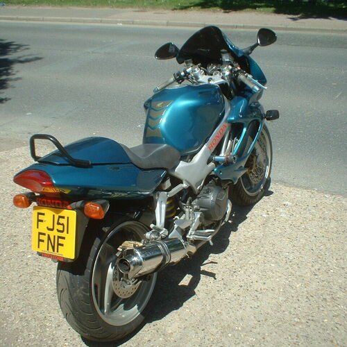 HONDA VTR1000  FIRESTORM