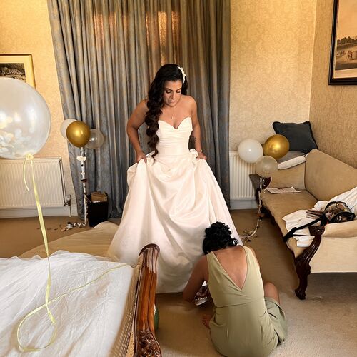 Gallery | Aldona Francis | Wedding Makeup Specialist Gloucestershire  | Award Winning Makeup Lessons in Bath  | Professional Mobile Makeup Artist Cotswolds