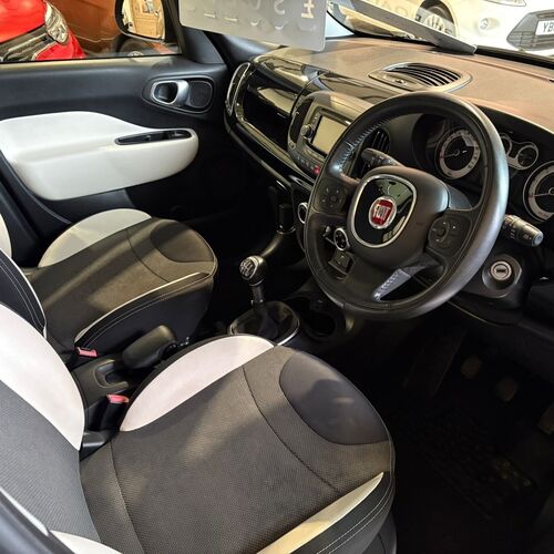 2014 (64) FIAT 500L TREKKING 1.6 DIESEL 5 DOOR 