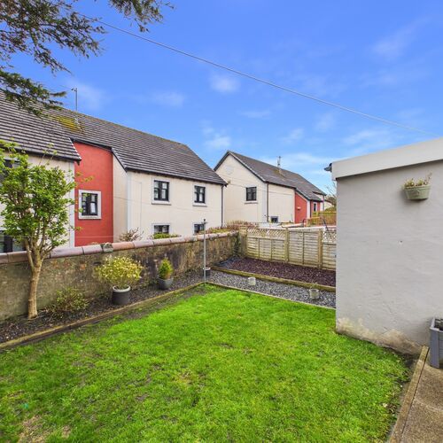 High Road, Stevenston