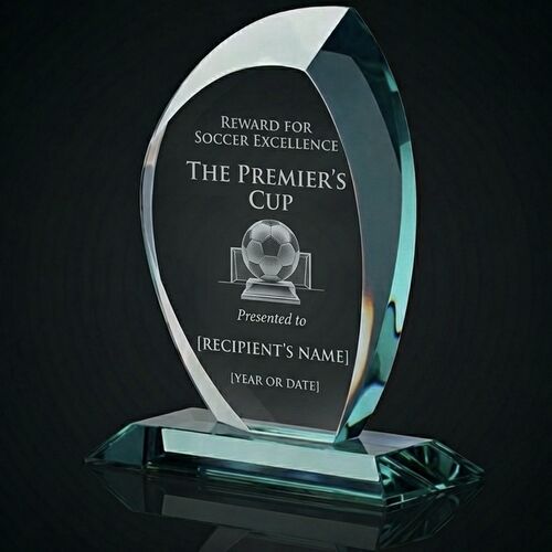 Barra Leaf Crystal Award – 190 mm (2D Engraving)