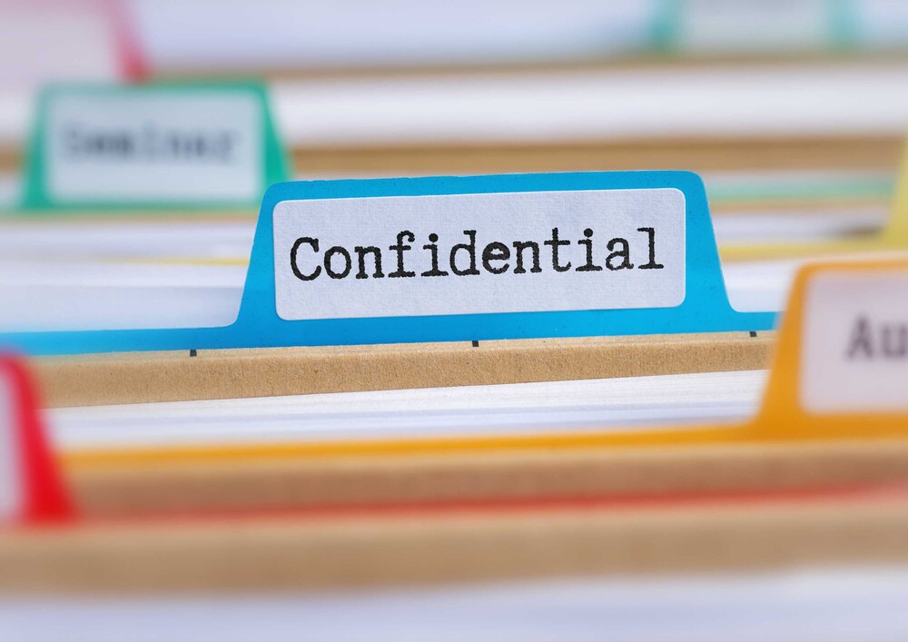 The Transparency Debate: Pros and Cons of Disclosing Salary Ranges in IT Recruitment