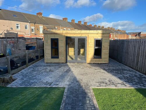 #PVC045 16x14 Pent Summer House