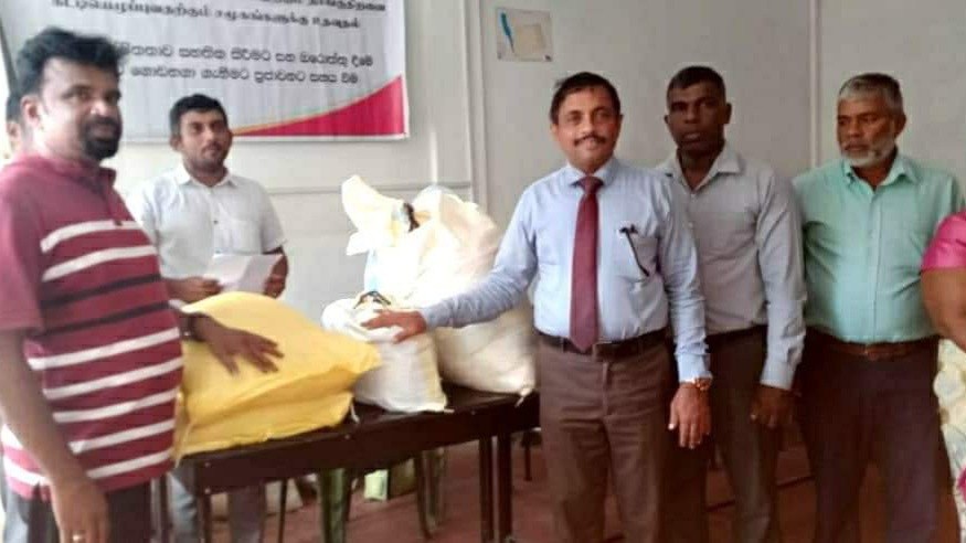 7 சிறுவர் இல்லங்களுக்கு உலர் உணவு பொருட்கள்