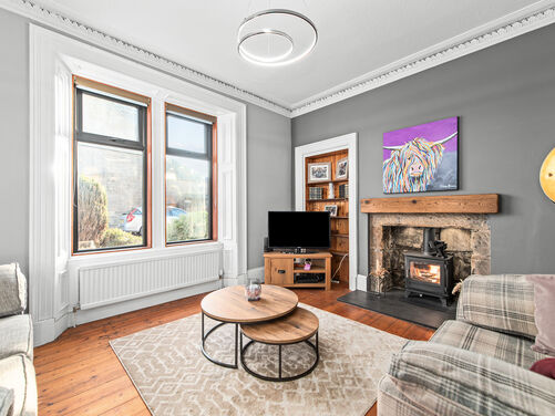 George Street, Falkirk, FK2 7EY