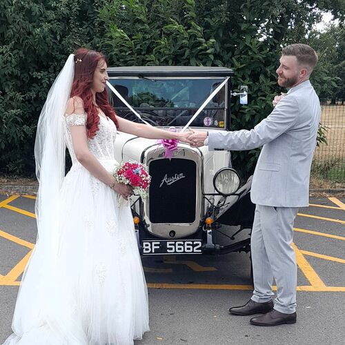 Gallery | Wedding Cars Harpenden, St Albans, Watford, Hemel Hempstead | Heritage Classic Cars