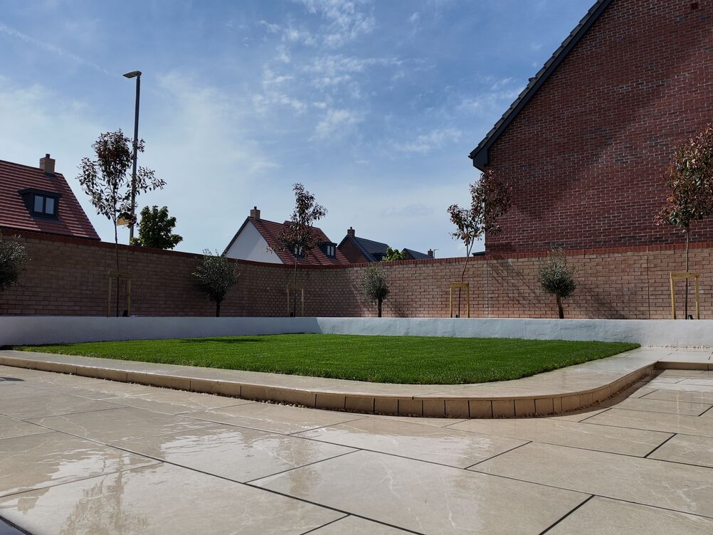 Gallery | Hd Landscaping | Landscape Gardening | Garden Maintenance Leighton Buzzard | Garden Design Bedfordshire
