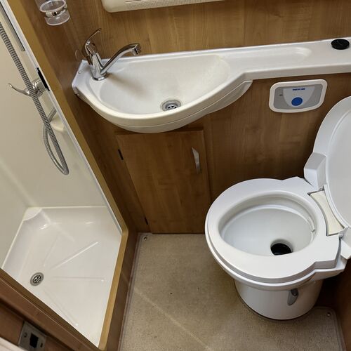 2009 (59)reg Autotrail Apache Motorhome - 24871 miles - 2 Owners - 4005kg GVW