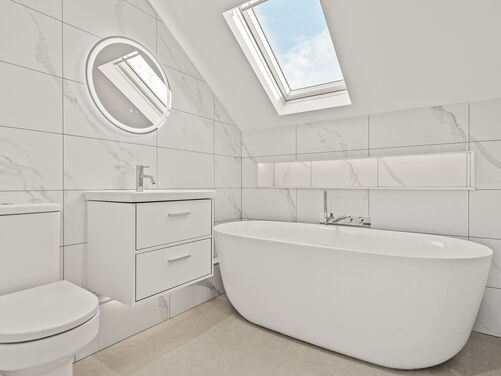 Auchinbaird, Sauchie, FK10 3HB