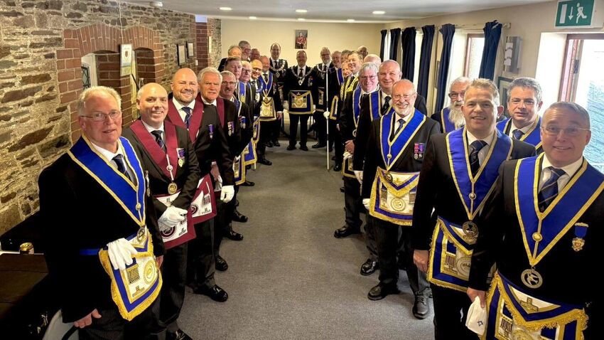 Cotehele Lodge L2166, April 2025 Installation