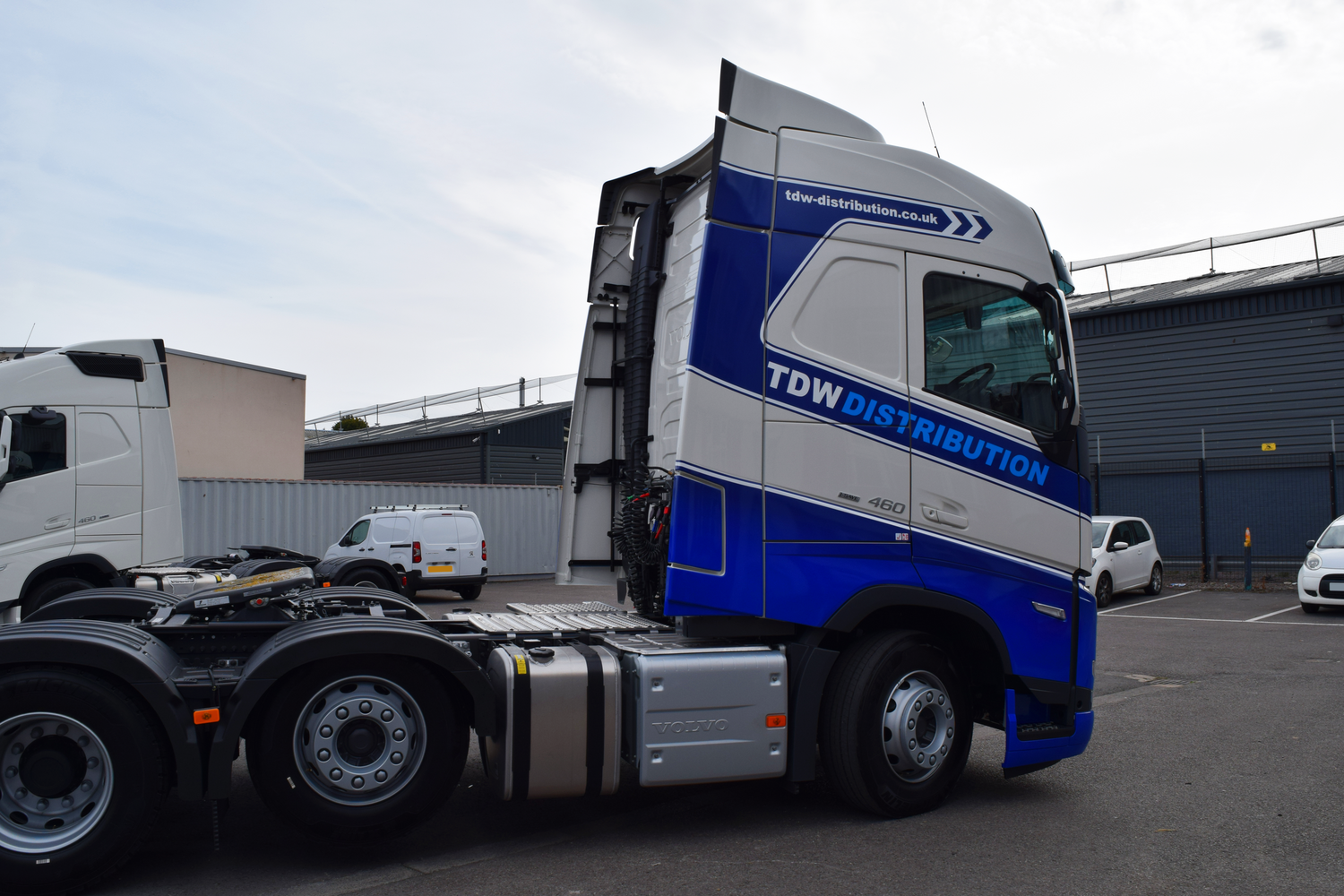 TDW Distribution - Volvo FH5