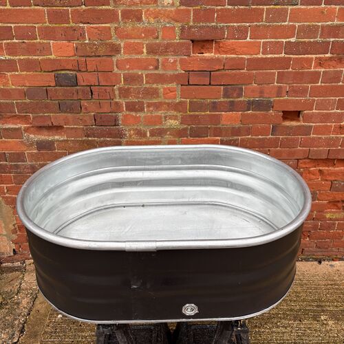 Mini stock tank black