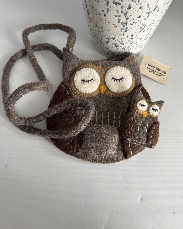 Owl puppet bag