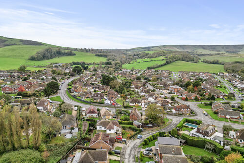 Glen Close, Polegate