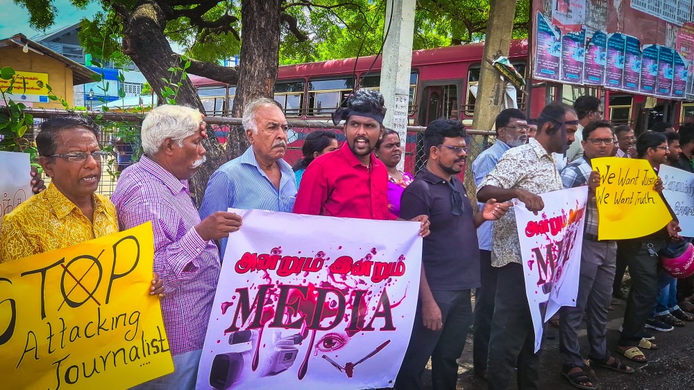 ஊடகவியலாளரின் உடமைகள் சேதமாக்கப்பட்டன